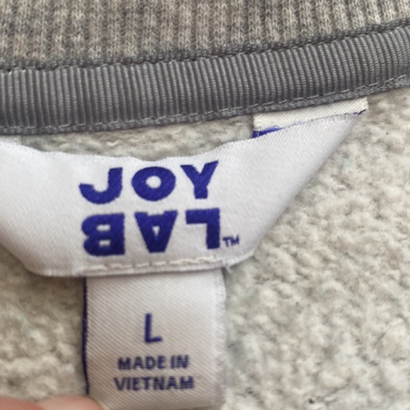 Joy Lab Womens L Crop Top Sweatshirt. Grey and Green sleeves. Soft and cozy. - Picture 10 of 12